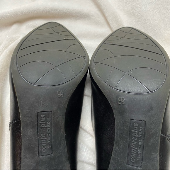 Comfort Plus by Predictions Black Heeled Booties - Picture 8 of 8